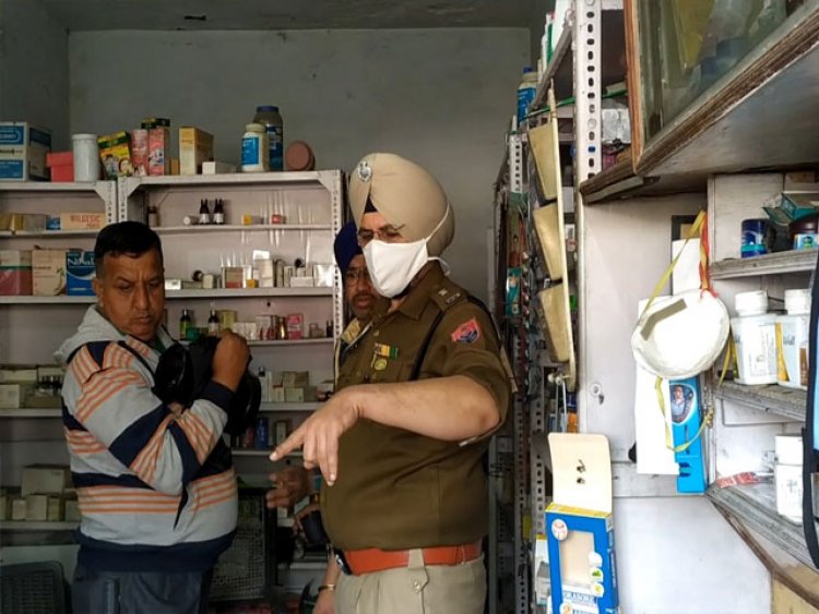 होशियारपुर फगवाड़ा रोड पर मैडीकल स्टोर मालिक का कत्ल, दुकान में खून से लथपथ मिली लाश